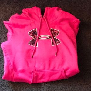 Under Armor Pink Hooded Sweatshirt Women’s